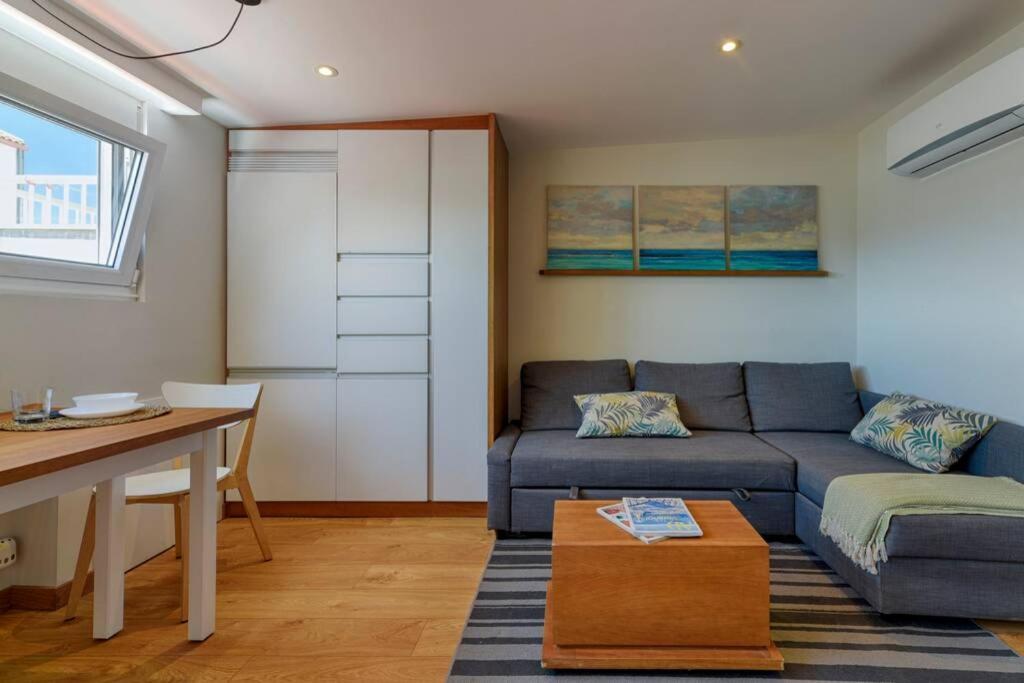 Orzan Beach 2 By Thebluewaveapartments Com โอโกรูญา ภายนอก รูปภาพ